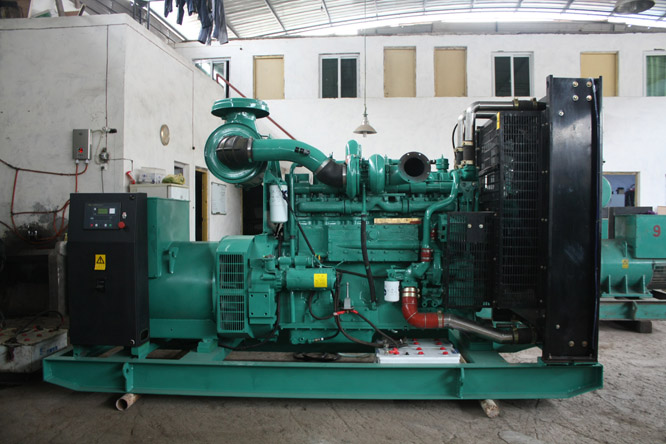 排湖风景区环保无噪音：租用静音发电机组，为环境和耳朵双重保驾护航